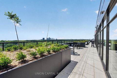 Photo 30 at 910 - 1660 Bloor Street W, High Park North, Toronto