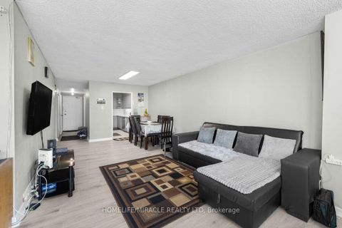Photo 12 at 903 - 40 Panorama Court, Jamestown, Toronto