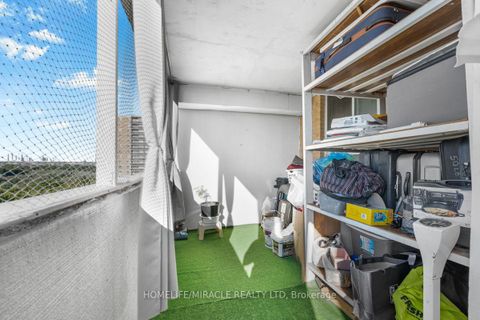 Photo 21 at 903 - 40 Panorama Court, Jamestown, Toronto