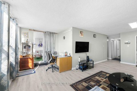 Photo 24 at 903 - 40 Panorama Court, Jamestown, Toronto