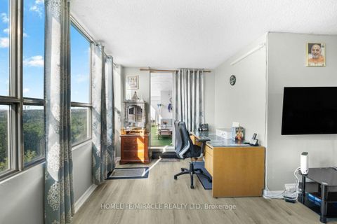 Photo 25 at 903 - 40 Panorama Court, Jamestown, Toronto