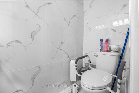 Photo 37 at 903 - 40 Panorama Court, Jamestown, Toronto