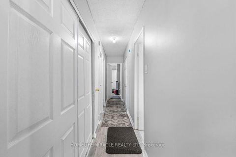 Photo 39 at 903 - 40 Panorama Court, Jamestown, Toronto
