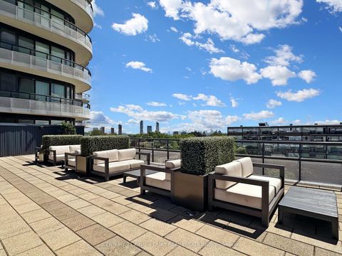 Photo 37 at 915 - 99 The Donway W, Don Mills, Toronto