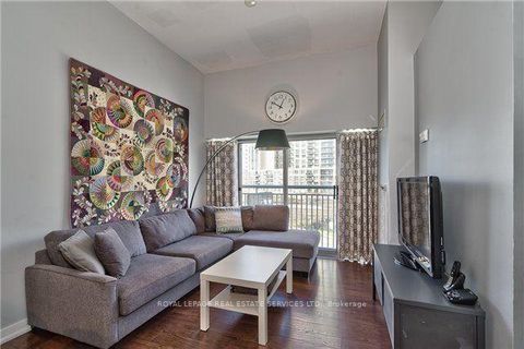 Photo 5 at 316 - 2 Fieldway Road, City Centre West, Toronto