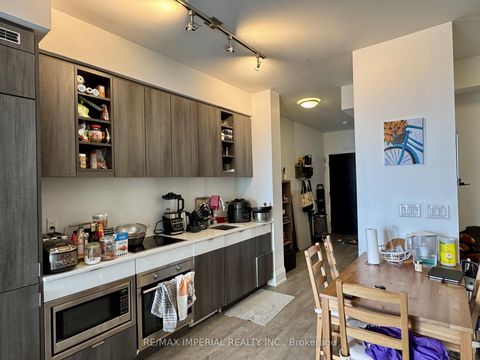 Photo 13 at 2905 - 101 Erskine Avenue, Mount Pleasant West, Toronto