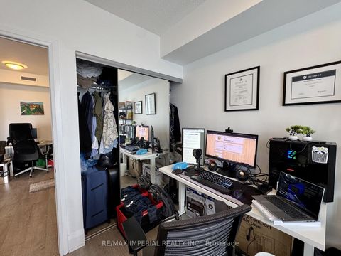 Photo 18 at 2905 - 101 Erskine Avenue, Mount Pleasant West, Toronto