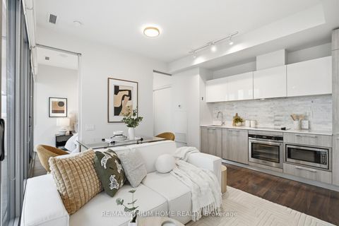 Photo 9 at 4413 - 50 Charles Street E, Yonge Corridor, Toronto