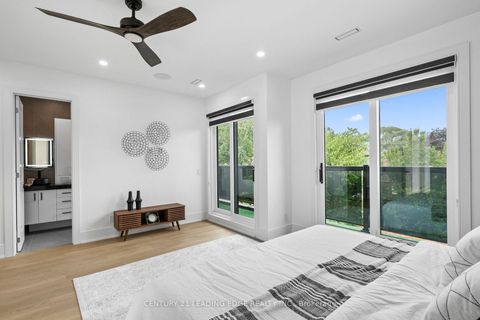 Photo 11 at 147 Durant Avenue, East York, Toronto