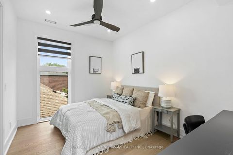 Photo 14 at 147 Durant Avenue, East York, Toronto