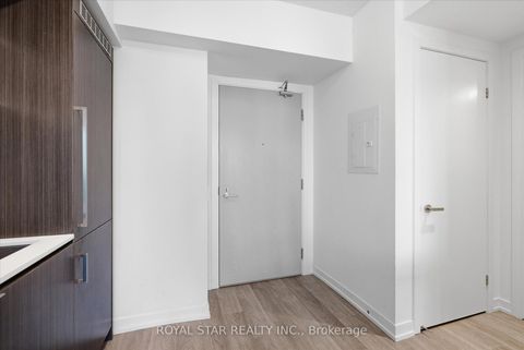 Photo 4 at 4015 - 55 Cooper Street, Waterfront Communities C8, Toronto