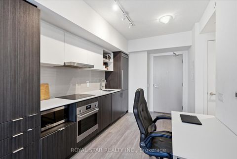 Photo 7 at 4015 - 55 Cooper Street, Waterfront Communities C8, Toronto