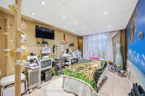 Photo 6 at 126 - 2645 Jane Street, Jane Heights, Toronto