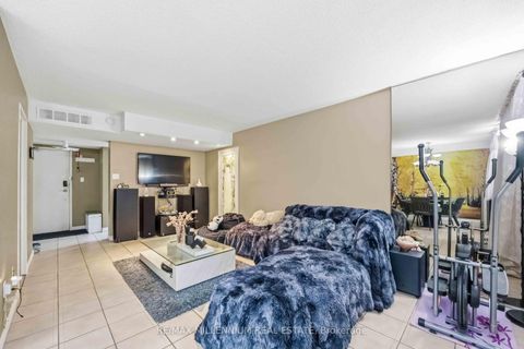 Photo 11 at 126 - 2645 Jane Street, Jane Heights, Toronto