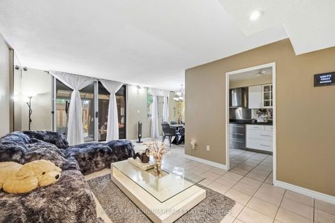 Photo 13 at 126 - 2645 Jane Street, Jane Heights, Toronto
