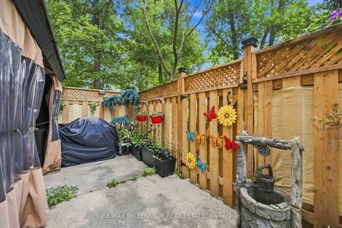 Photo 33 at 126 - 2645 Jane Street, Jane Heights, Toronto