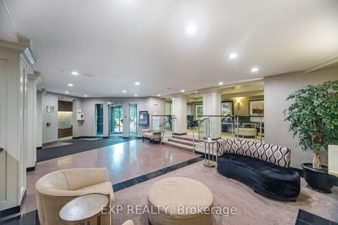 Photo 2 at 410 - 7440 Bathurst Street, Brownridge, Vaughan