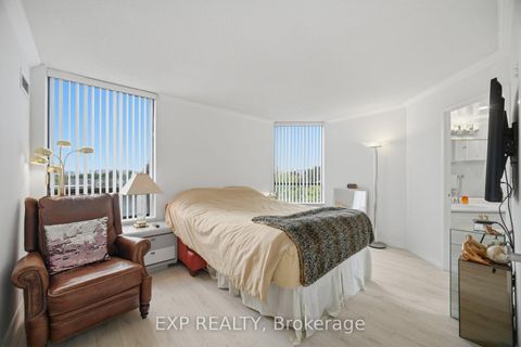 Photo 18 at 410 - 7440 Bathurst Street, Brownridge, Vaughan