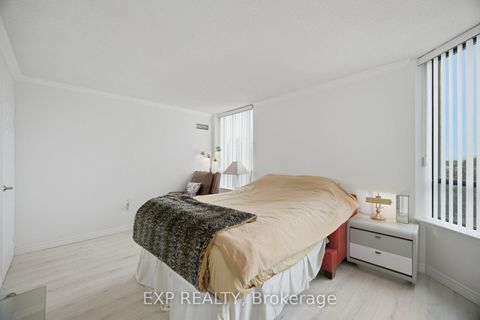Photo 19 at 410 - 7440 Bathurst Street, Brownridge, Vaughan