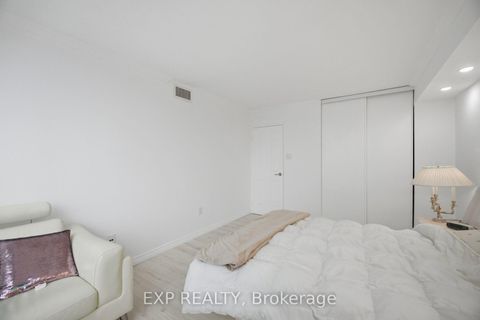 Photo 26 at 410 - 7440 Bathurst Street, Brownridge, Vaughan