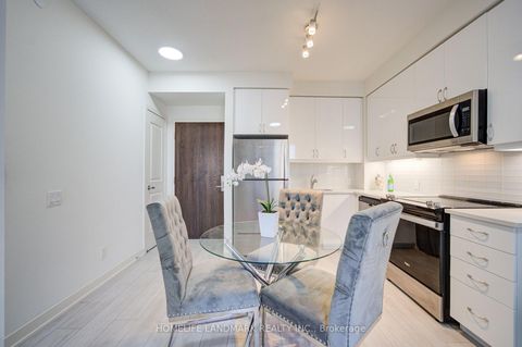Photo 4 at 818 - 4955 yonge Street, Willowdale East, Toronto