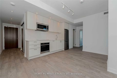 Photo 8 at 1928 Lakeshore Boulevard W, Swansea, Toronto