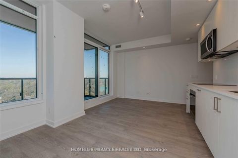 Photo 9 at 1928 Lakeshore Boulevard W, Swansea, Toronto