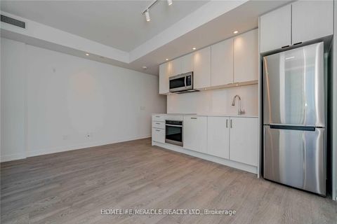 Photo 10 at 1928 Lakeshore Boulevard W, Swansea, Toronto
