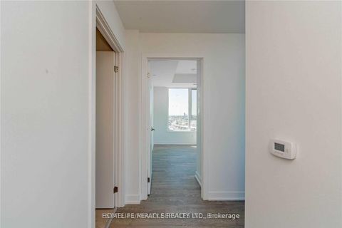 Photo 17 at 1928 Lakeshore Boulevard W, Swansea, Toronto