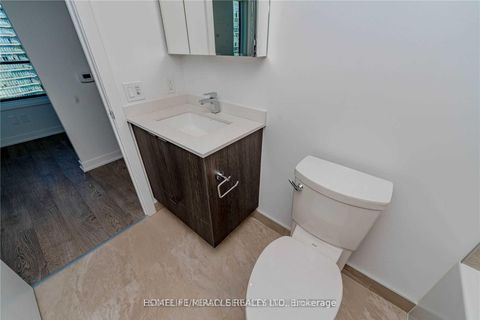 Photo 24 at 1928 Lakeshore Boulevard W, Swansea, Toronto