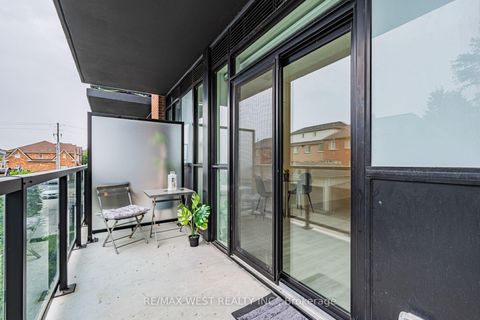 Photo 8 at 211 - 2300 St Clair Avenue W, Junction Area, Toronto