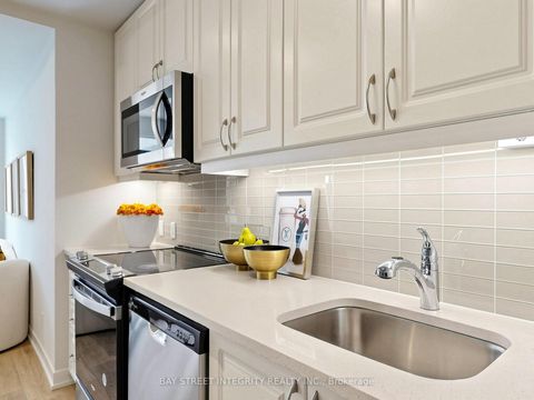 Photo 26 at 1616 - 4955 Yonge Street, Willowdale East, Toronto