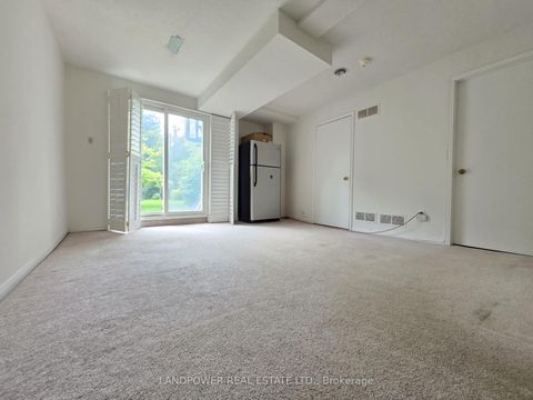 Photo 36 at 75 - 10 Cardwell Avenue, Malvern West, Toronto