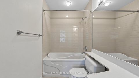 Photo 11 at 2205 - 15 Windermere Avenue, Swansea, Toronto