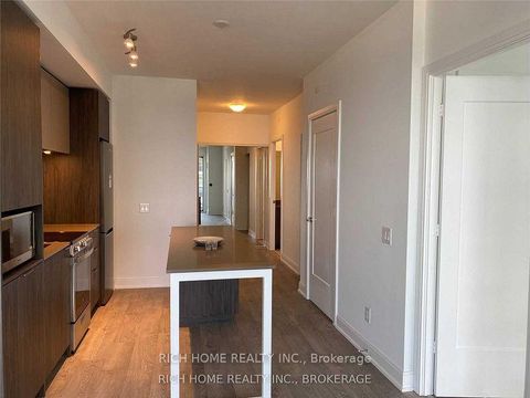 Photo 4 at 1506 - 70 Annie craig Drive, Mimico, Toronto