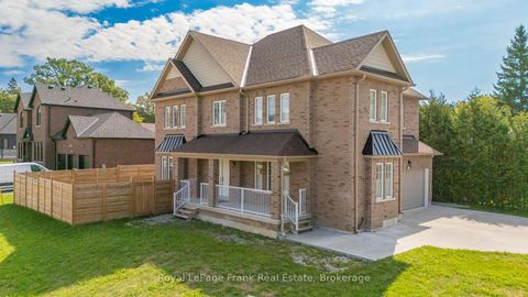 Photo 3 at 3B George Street, Cookstown, Innisfil