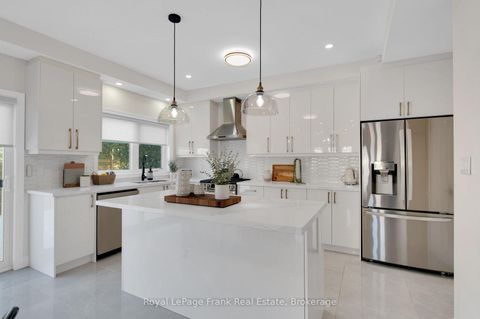 Photo 10 at 3B George Street, Cookstown, Innisfil