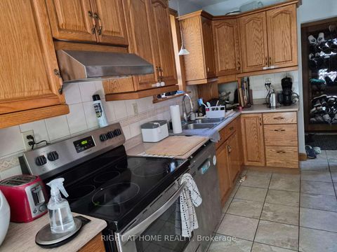 Photo 2 at 17 Gwendolen Avenue, Westgate, Toronto