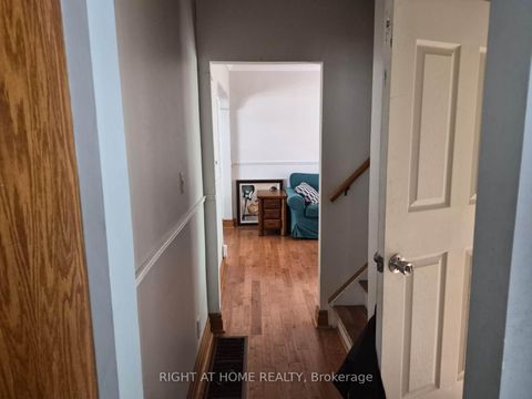 Photo 3 at 17 Gwendolen Avenue, Westgate, Toronto