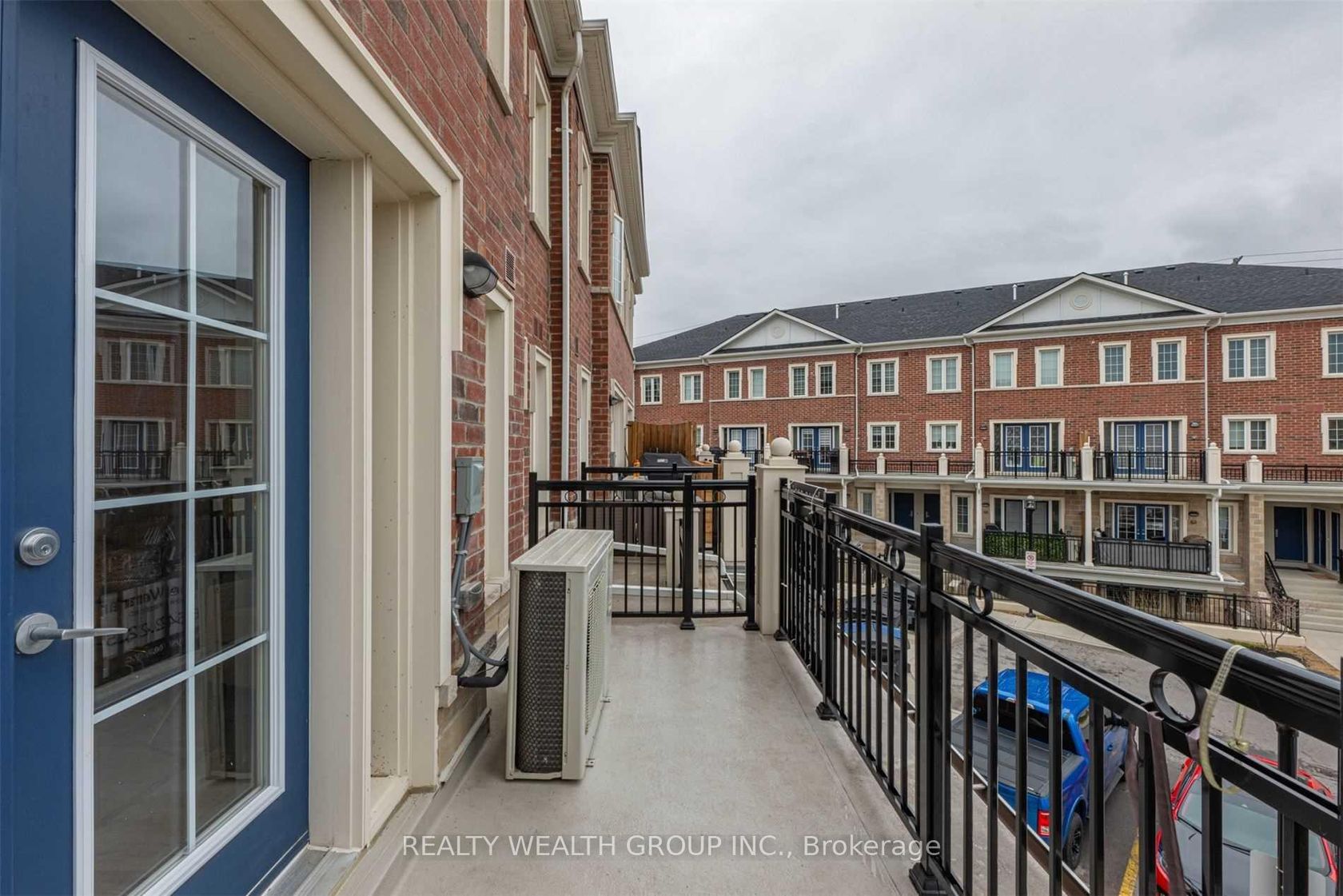 12 - 26 Bruce Street, East Woodbridge, Vaughan photo 7