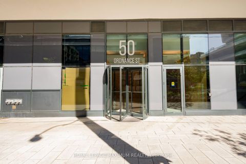 Photo 2 at 3307 - 50 Ordnance Street, Niagara, Toronto