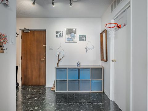 Photo 18 at 2204 - 65 Harbour Square, Waterfront Communities C1, Toronto