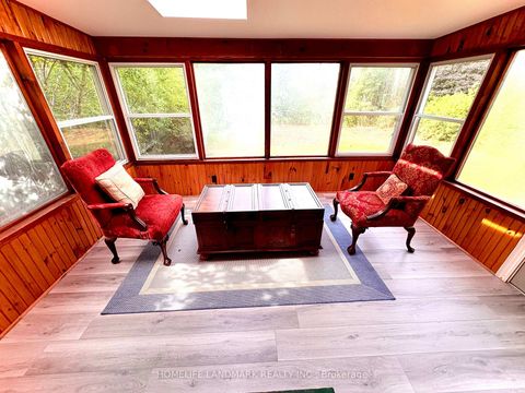 Photo 7 at 46 Bowerbank Drive, Newtonbrook East, Toronto