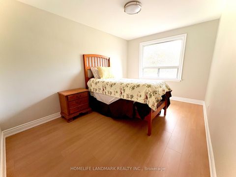 Photo 8 at 46 Bowerbank Drive, Newtonbrook East, Toronto