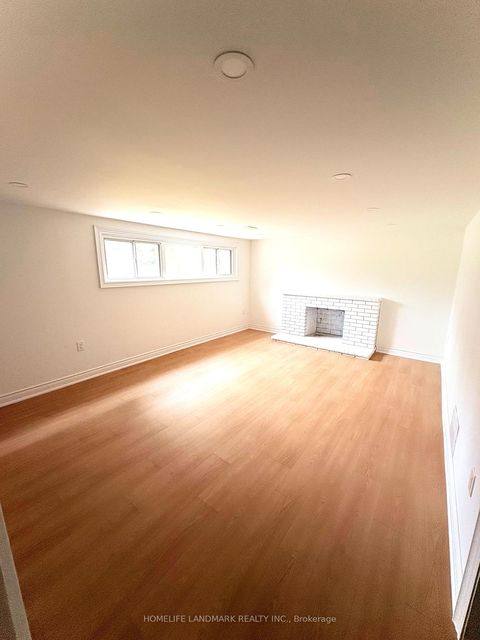 Photo 15 at 46 Bowerbank Drive, Newtonbrook East, Toronto