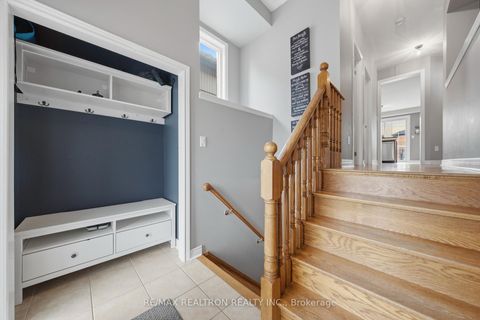 Photo 6 at 12 Cozens Drive, Oak Ridges, Richmond Hill