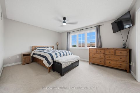 Photo 22 at 12 Cozens Drive, Oak Ridges, Richmond Hill