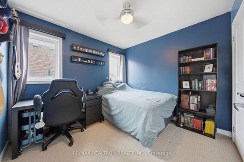 Photo 27 at 12 Cozens Drive, Oak Ridges, Richmond Hill