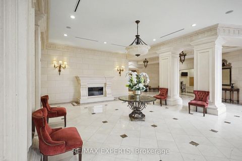 Photo 4 at 614 - 9225 Jane Street, Maple, Vaughan