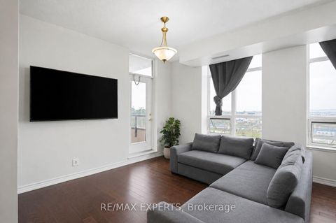 Photo 9 at 614 - 9225 Jane Street, Maple, Vaughan